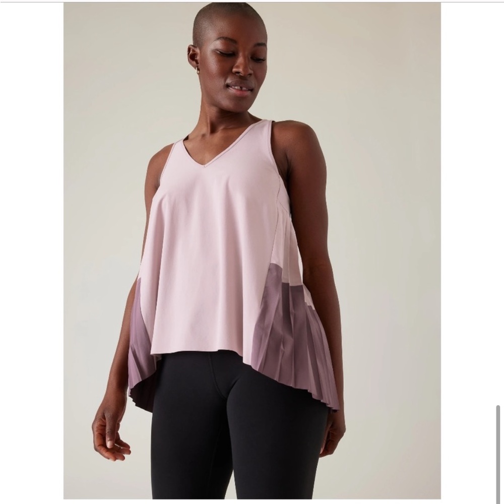 NWT ATHLETA Swing Forward Pleated Tank
